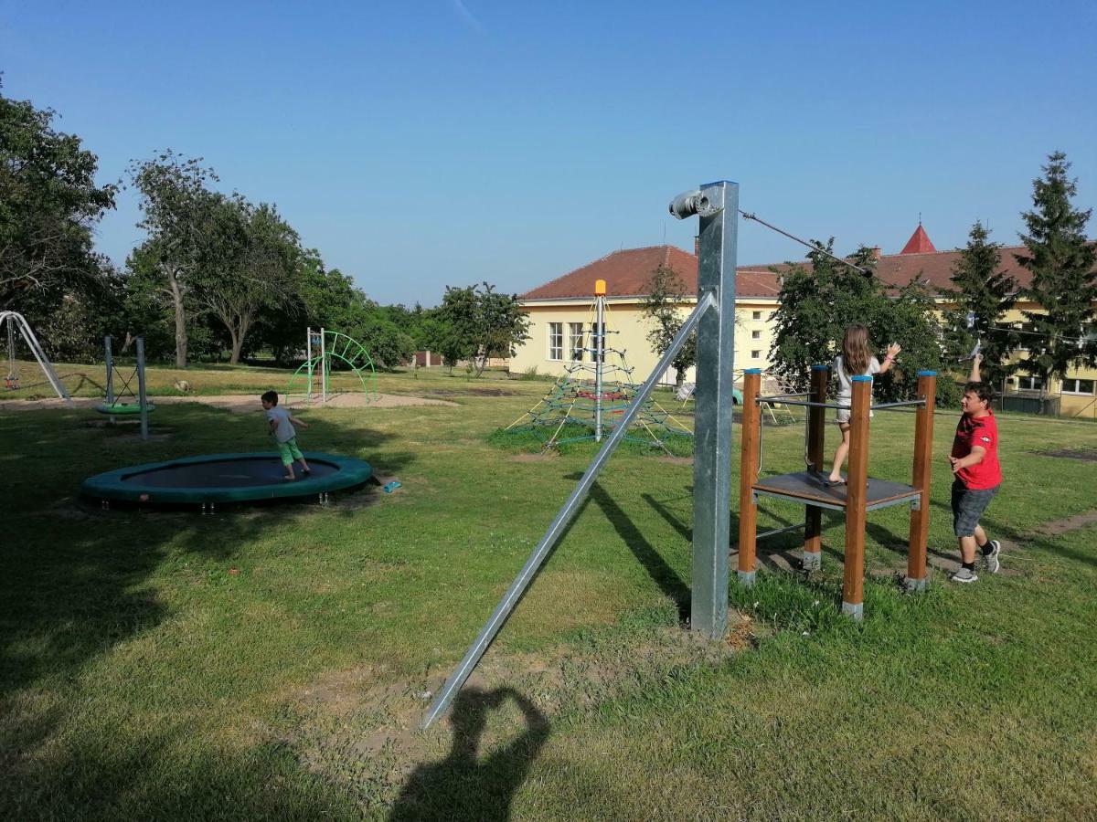 Apartmány Fojtova studna Sedlec  Exterior foto